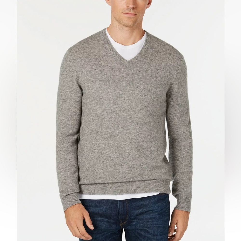 CLUB ROOM 2-Ply Cashmere V-Neck Sweater in Heather Gray Size XL $150